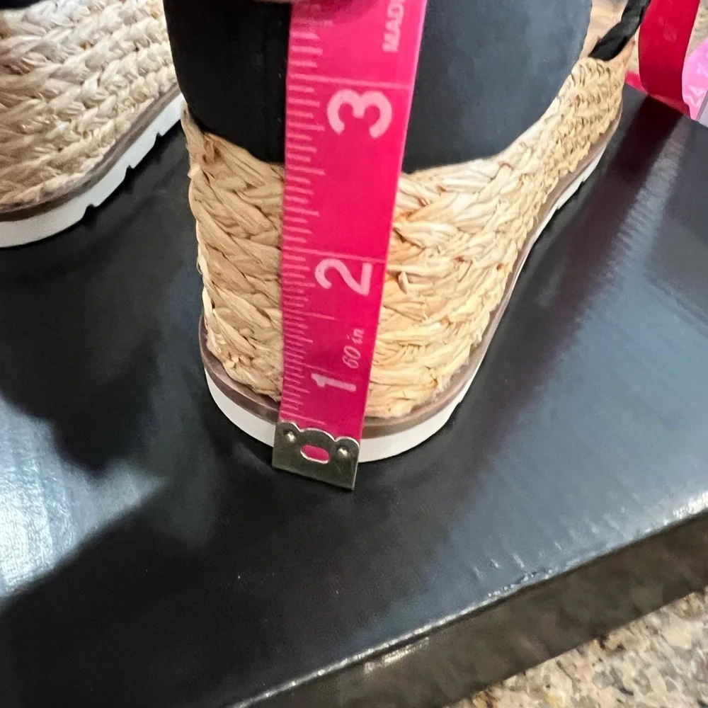 DV by Dolce Vita Biddy Espadrille Wedge Sandal Size 7 New In Box Black